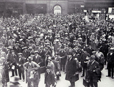 Glasgow Fair - Central Station 1925